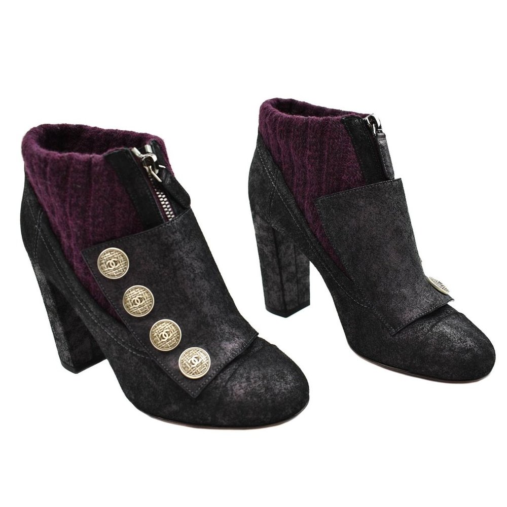 CHANEL: Distressed Leather, fabric Snap Buttons - "CC" Logo Ankle Boot - Picture 1 of 12
